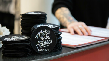 Halarmärke Make Your Future