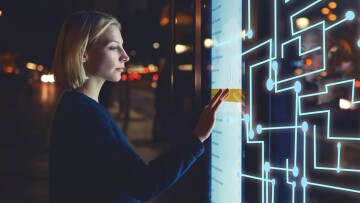 AIF esitteen kansikuva