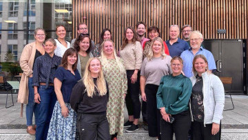 Största delen av gruppen utanför Uit