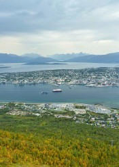 Utsikt över Tromsö från Fjellheisen