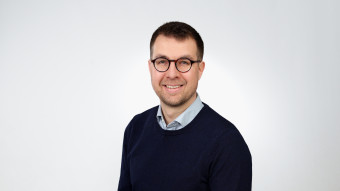 WIIK PETER 7O0A8061 mitten ljusare bakgrund