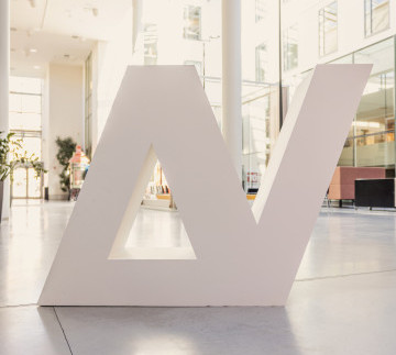 Monogram staty 4
