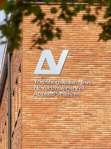 Wolffskavägen 33 logo