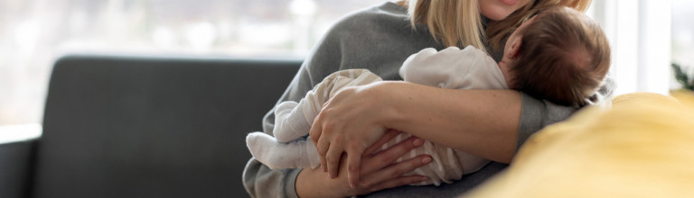 Mamma med bebisb