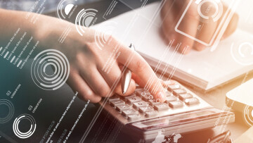 Ekonomi_miniräknare_dator_anteckningar