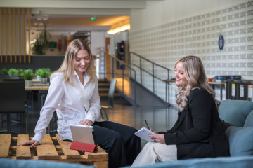 Företagsekonomi två studerande 2