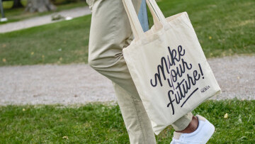 Make your future väska